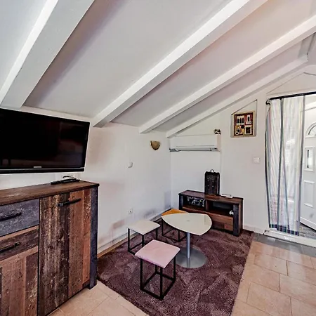 Gorgeous In 別荘 *