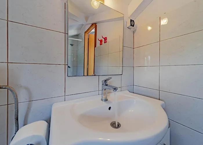 Nyaraló Gorgeous In