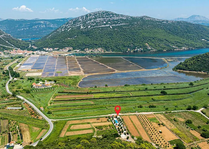 Gorgeous In Nyaraló