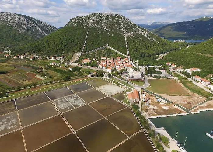 Gorgeous In Nyaraló *