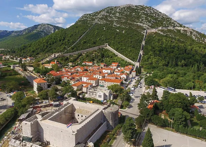 Gorgeous In Nyaraló